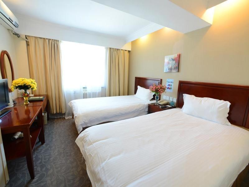 Greentree Inn Suzhou Taicang City Liuhe Town Tinghai Road Express Hotel エクステリア 写真